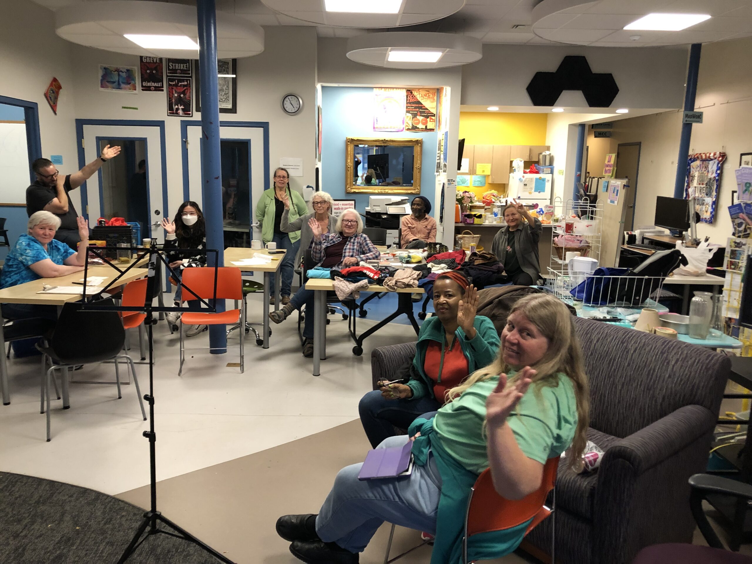 Digital Tools Are Fueling the Rise of New “Time Exchange” Solidarity Economies